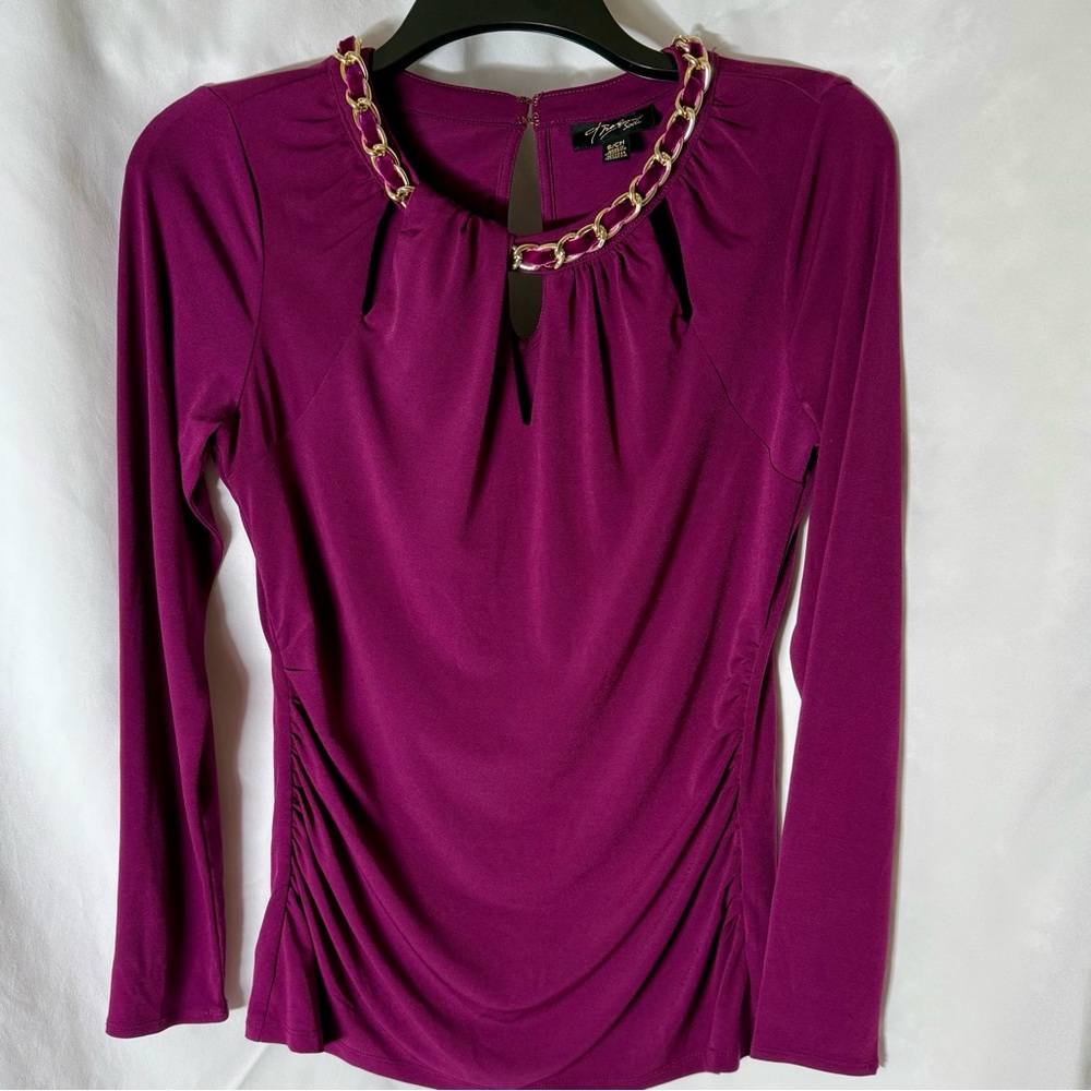 Thalia Blouse With Gold Metal Chain